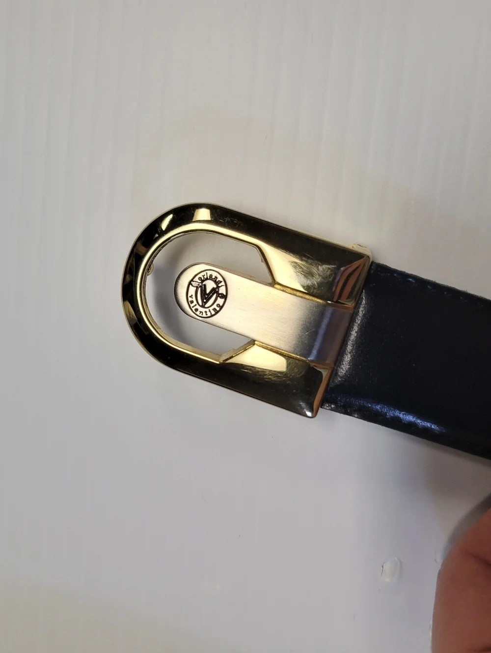 Valentino Orlandi Italy Leather Belt Size 125 Logo Crest Gold Silver Buckle